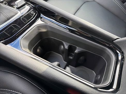 New 2026 Jeep Compass Limited image 15