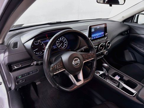 Used 2022 Nissan Sentra SV FWD image 16
