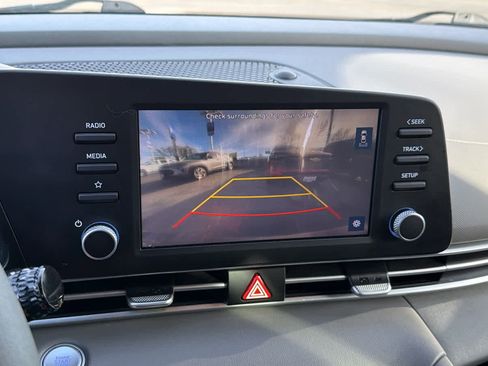 Used 2023 Hyundai Elantra SEL image 16