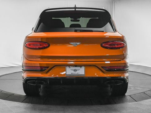 Certified 2022 Bentley Bentayga image 10