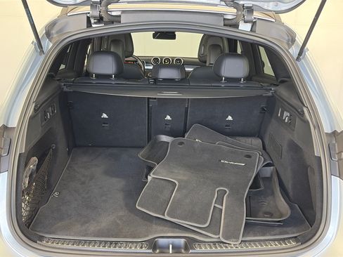 Used 2023 Mercedes-Benz GLC 300 4MATIC image 17