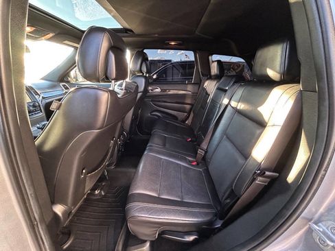 Used 2014 Jeep Grand Cherokee Overland w/ Advanced Technology Group image 9