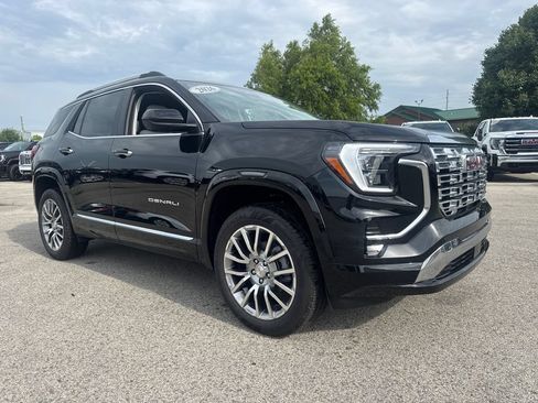 New 2026 GMC Terrain Denali w/ LPO, Floor Liner Package AWD/4WD image 9