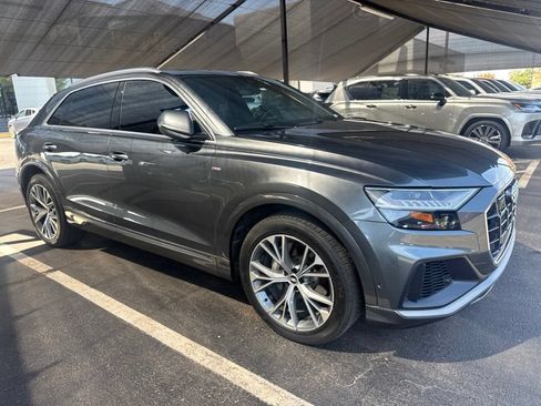 Used 2021 Audi Q8 Prestige AWD/4WD image 2