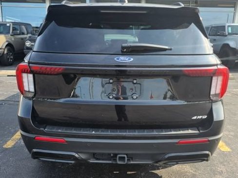 Used 2025 Ford Explorer ST-Line AWD/4WD image 14