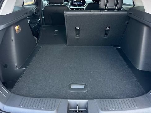 New 2026 Chevrolet Trax LT w/ Driver Confidence Package FWD image 15