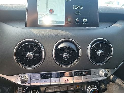 Used 2021 Kia Stinger GT2 image 31