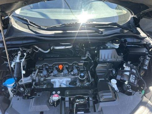 Used 2021 Honda HR-V EX-L image 8