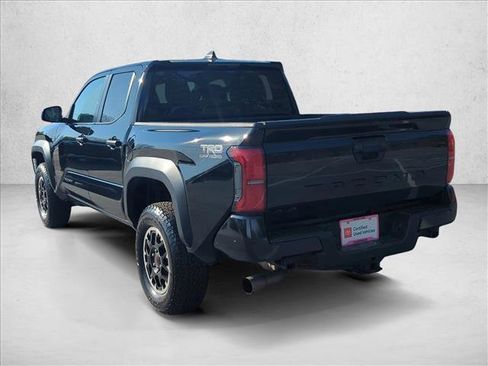 Certified 2024 Toyota Tacoma TRD Off-Road AWD/4WD image 7