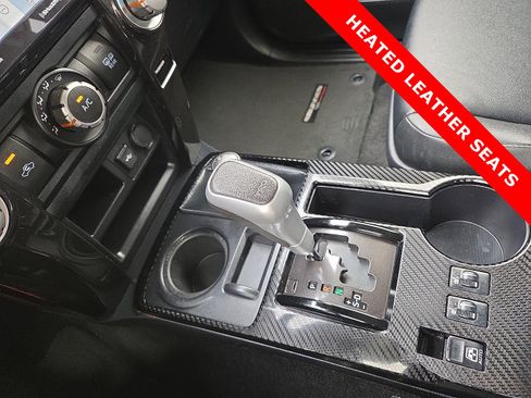 Used 2024 Toyota 4Runner TRD Off-Road Premium AWD/4WD image 25