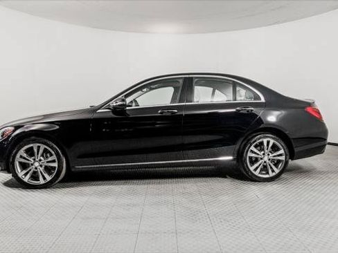 Used 2016 Mercedes-Benz C 300 4MATIC Sedan image 3