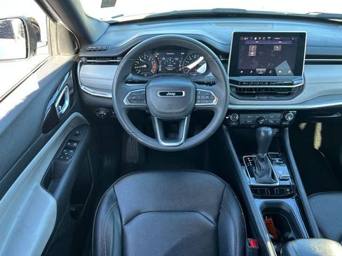 Used 2024 Jeep Compass Limited AWD/4WD image 30