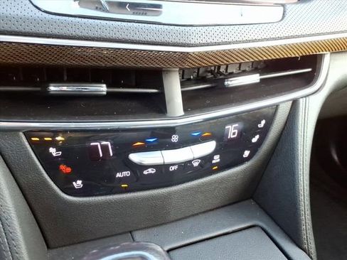 Used 2020 Cadillac CT6 Premium Luxury image 33