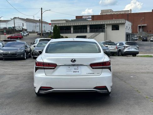 Used 2018 Lexus LS 500h AWD w/ Luxury Package image 9