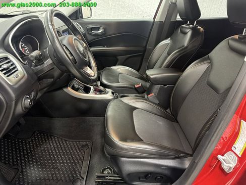 Used 2018 Jeep Compass Latitude w/ Popular Equipment Group AWD/4WD image 23