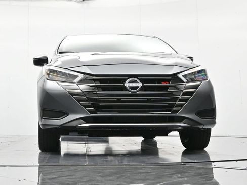 New 2025 Nissan Versa SR w/ Trunk Package FWD image 44