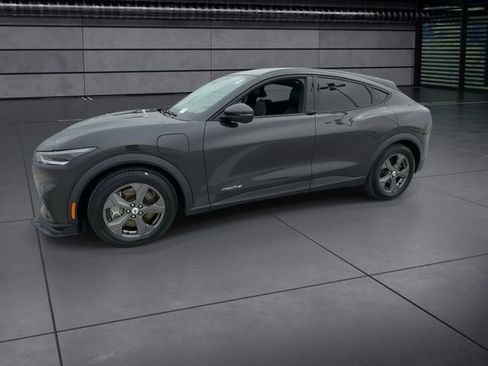 Used 2022 Ford Mustang Mach-E Select w/ Comfort/Technology Package image 4