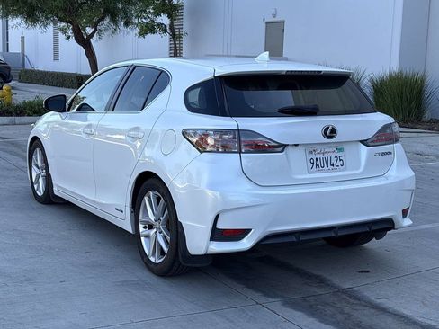 Used 2015 Lexus CT 200h FWD image 5
