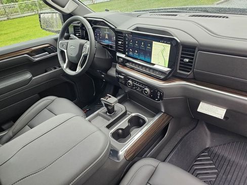 New 2026 Chevrolet Silverado 1500 RST w/ RST All Star Premium Package AWD/4WD image 10