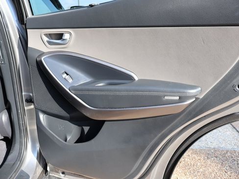 Used 2017 Hyundai Santa Fe Sport image 12