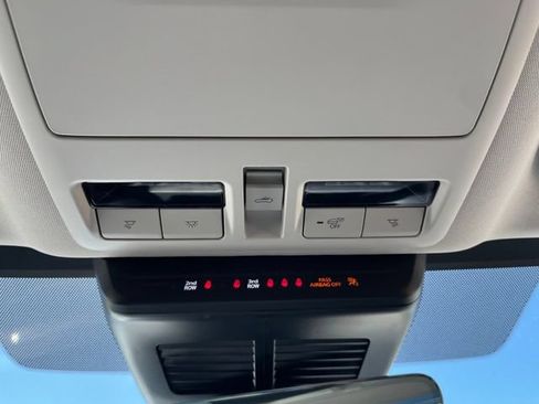 Used 2025 MAZDA CX-90 Plug-In Hybrid w/Premium Sport AWD/4WD image 19