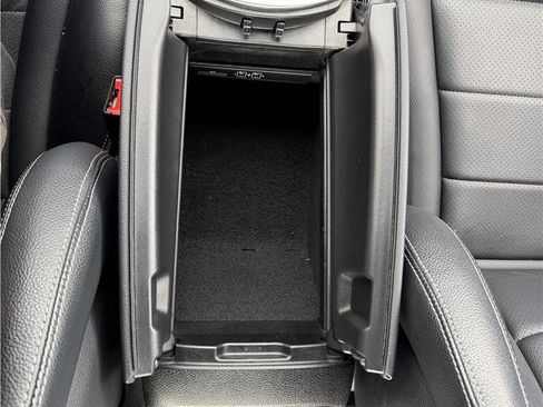 Used 2016 Mercedes-Benz C 300 4MATIC Sedan image 17