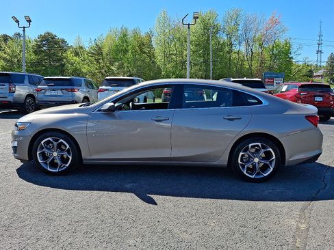 Used 2024 Chevrolet Malibu LT FWD image 4