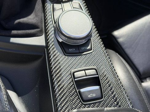 Used 2018 BMW M4 Convertible RWD image 28