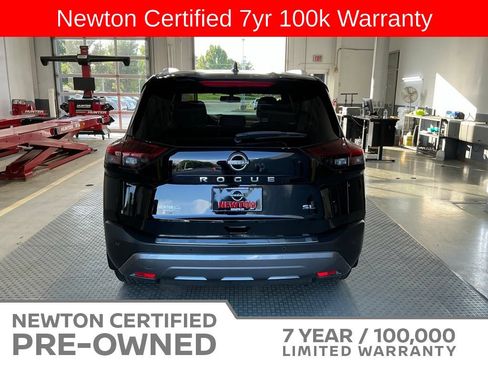 Used 2023 Nissan Rogue SL w/ SL Premium Package FWD image 5