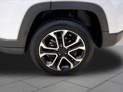 Used 2023 Jeep Compass Limited AWD/4WD image 11