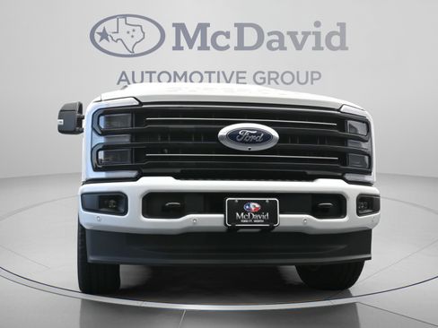 Used 2026 Ford F250 Platinum AWD/4WD image 11