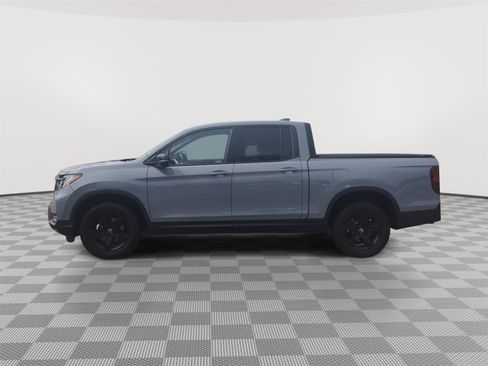 Used 2023 Honda Ridgeline Black Edition image 32