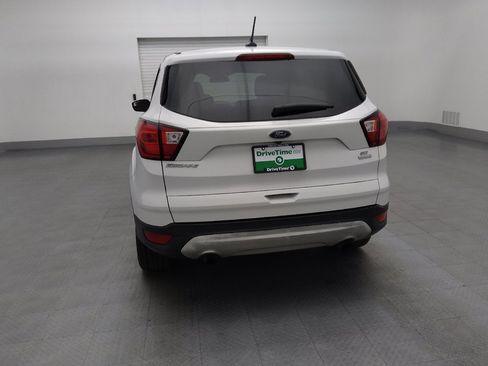 Used 2019 Ford Escape SE image 6