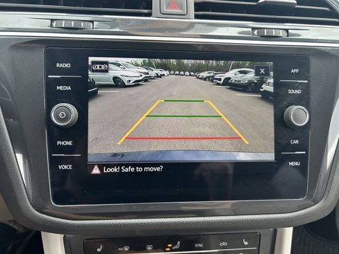 Certified 2023 Volkswagen Tiguan SE AWD/4WD image 13