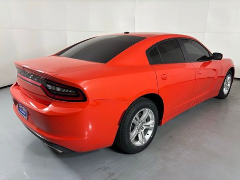 Used 2021 Dodge Charger SXT image 8