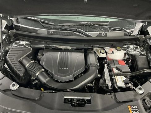 New 2025 Chevrolet Traverse LT w/ LPO, Floor Liner Package image 29