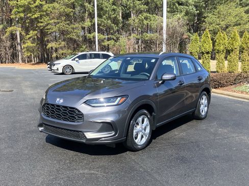 Certified 2025 Honda HR-V LX image 6