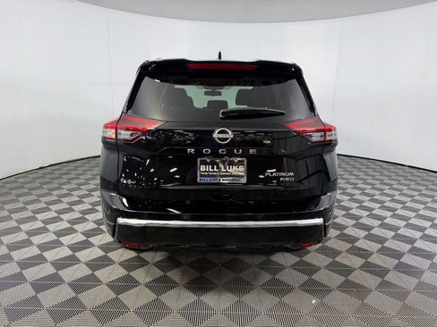 Used 2026 Nissan Rogue Platinum w/ Platinum Premium Package AWD/4WD image 9