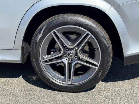 New 2025 Mercedes-Benz GLS 450 4MATIC image 15