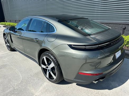 Used 2026 Porsche Panamera 4 E-Hybrid AWD/4WD image 3