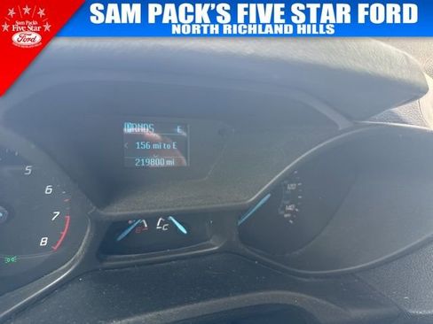 Used 2015 Ford Transit Connect XLT image 6