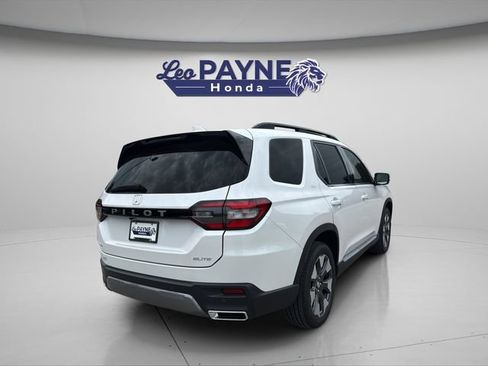 Certified 2026 Honda Pilot Elite image 8