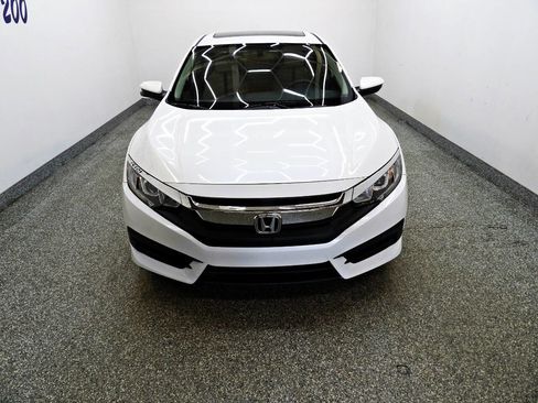 Used 2017 Honda Civic EX image 2