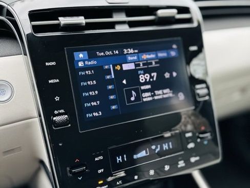 Used 2023 Hyundai Tucson SEL w/ Convenience Package image 11