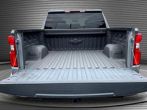 Used 2021 Chevrolet Silverado 1500 LT Trail Boss w/ Bed Protection Package AWD/4WD image 7