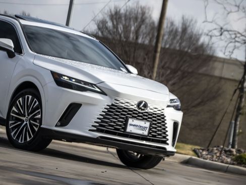 Used 2025 Lexus RX 350 Premium Plus image 5