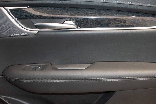 Used 2021 Cadillac XT5 Luxury w/ LPO, Floor Liner Package AWD/4WD image 13