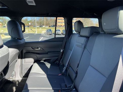 Certified 2024 Lexus GX 550 image 21