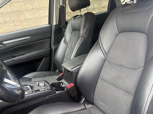Used 2018 MAZDA CX-5 Touring image 11