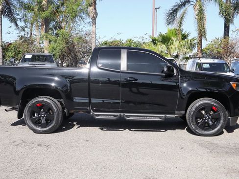 Used 2022 Chevrolet Colorado LT w/ Redline Special Edition image 11